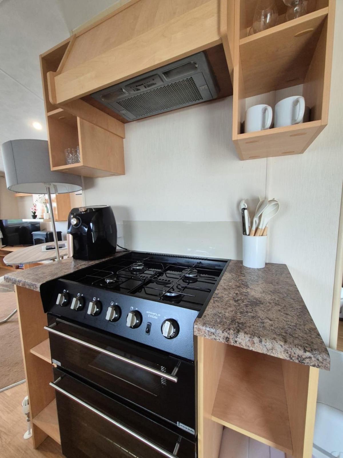 Whitstable Vacation Apartment Seasalter Bagian luar foto